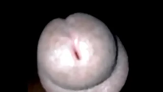 Du long de mes 23 cm je bande pendant 10 mn