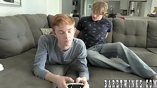 Uninteresting twink buds swap video games be incumbent on barebacking