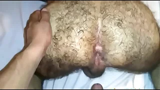 Mariomashot94 en pose de Kamasutra2 enseña culo velludo y frota underbrush los pies a pasivo de Xvideos que se exita y tiene ereccciòn