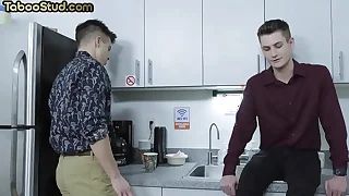 7105 twink porn videos